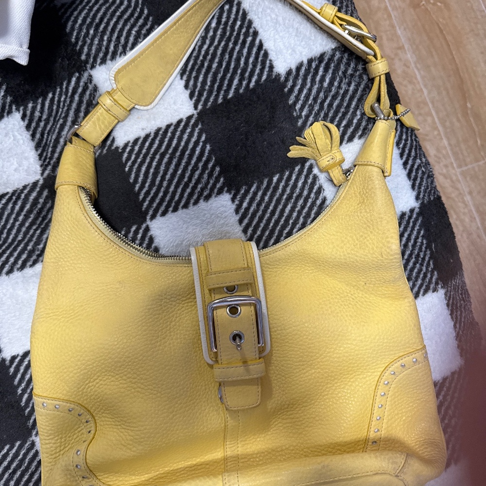 Vintage coach yellow shoulder bag